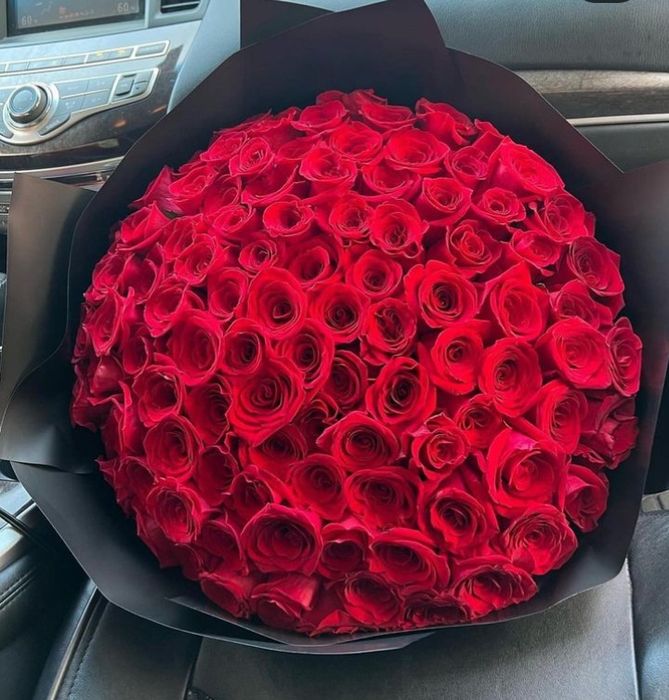 Доставка квітів Київ • Букет 51 роза • Доставка цветов Киев Украина •