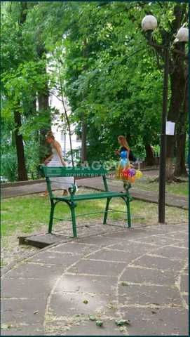 Продам 3кімн.квартиру Коновальця Євгена, 35  63 кв.м   ст.М"Печерська"