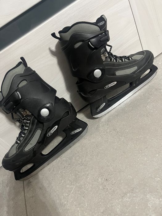 Łyżwy hokejowe 40E