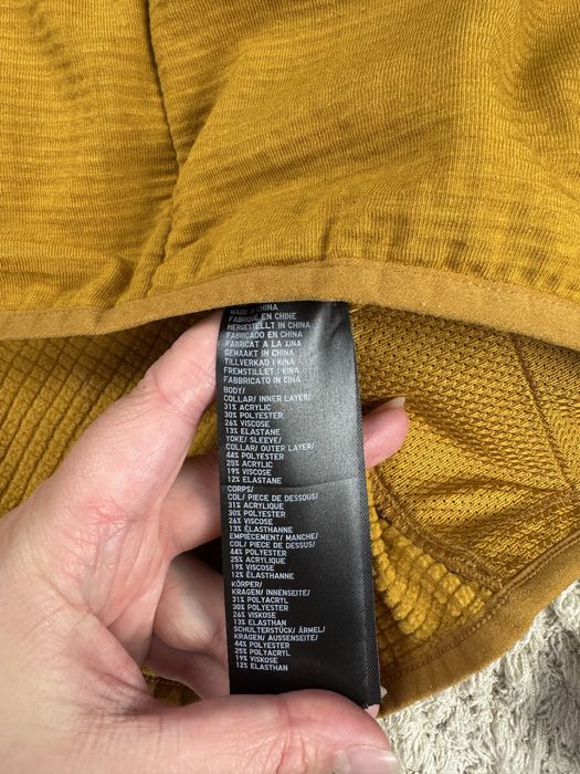 Чоловіча флісова спортивна кофта uniqlo гірчична з кишенями для активного відпочинку