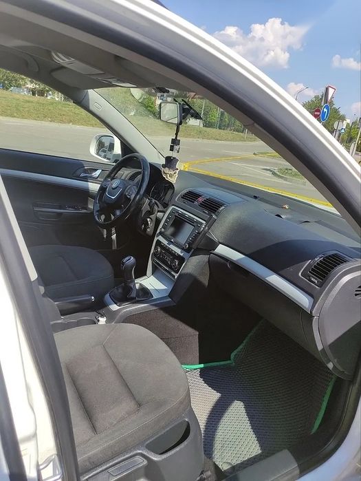 Автомобіль Skoda Octavia A5 2011 / 1.6  / дизель, механіка.