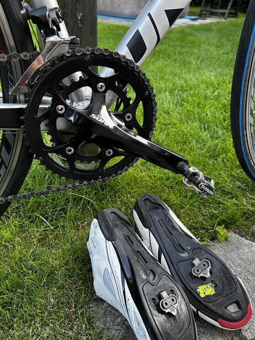 Rower szosowy kolarzówka Unibike