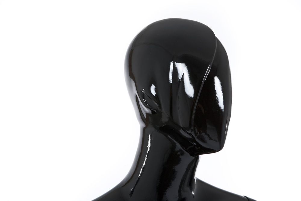 Mannequim feminino, braço na anca - preto brilhante