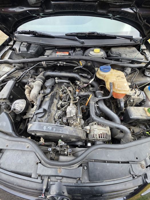 Volkswagen Passat B5 1.9 TDI Syncro – LIFT, OPONY AT, BI-LED