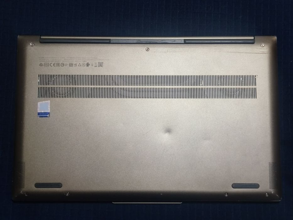 Portátil Lenovo Yoga Creator 7 15IMH05 – i7, 16GB, 512GB SSD, GTX 1650