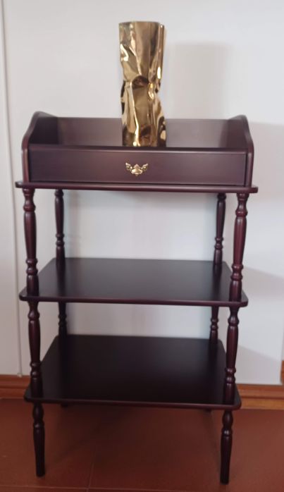 Mesinhas-Consolas de apoio