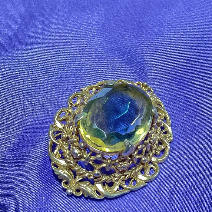 Broche peça vintage 5 cm pedra azul ,castanho