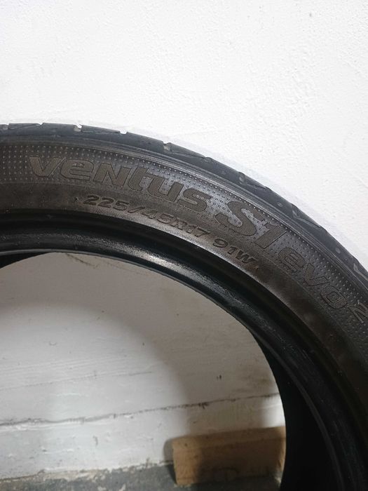 Продам літні шини 225/45 R17