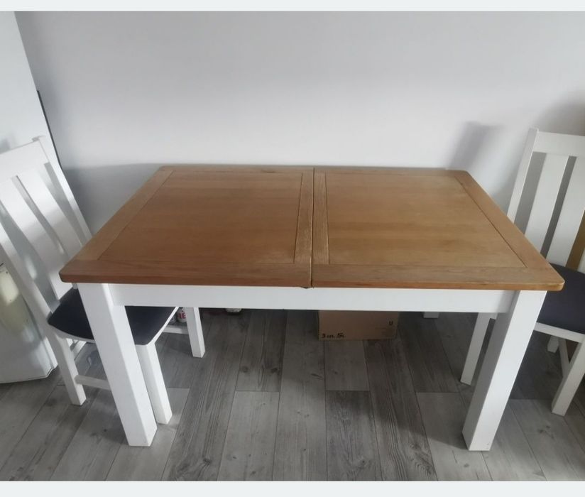 Stół rozkładany 4 krzesła 140/90/80/180