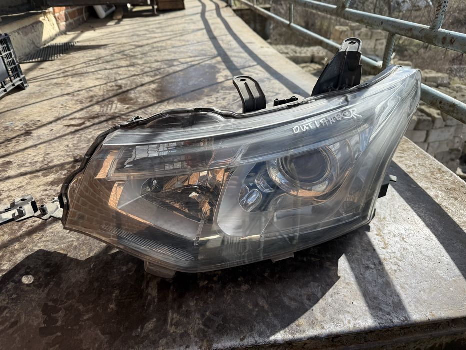 Фара фари передні Mitsubishi Outlander 13-15 лінзовані