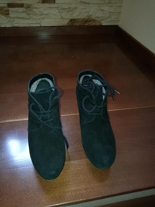 Buty na koturnie Zamszowe 5th Avenue r.38 bdb Deichmann