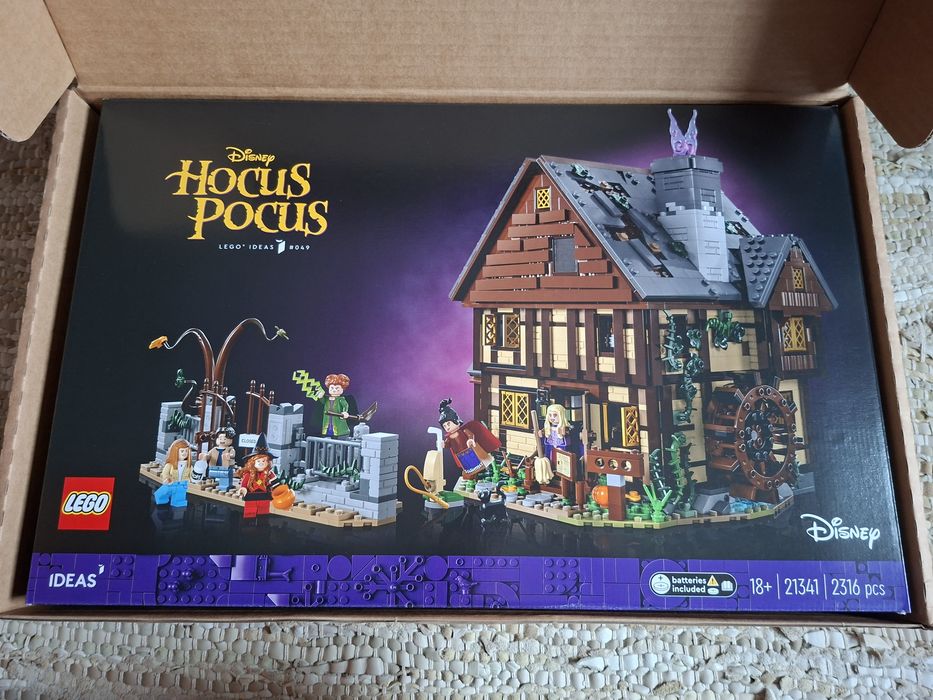 Lego 21341 Disney Hocus Pocus: The Sanderson Sisters' Cottage