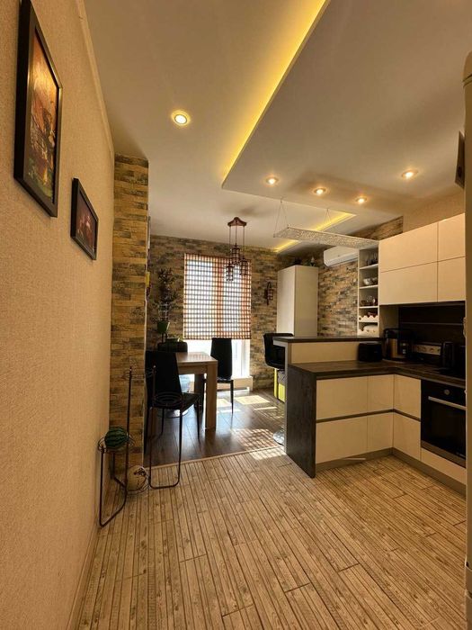 Продам 2 кімнатну квартиру на Котовського, вул. Марсельська