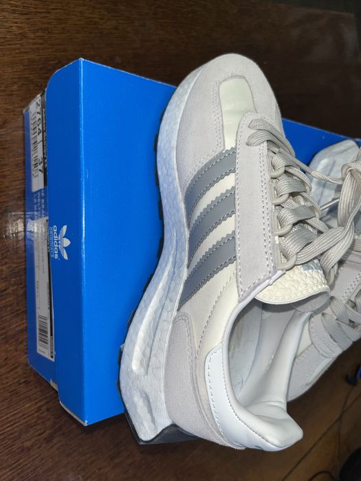 Adidas Retropy E5 — оригинальные кроссовки