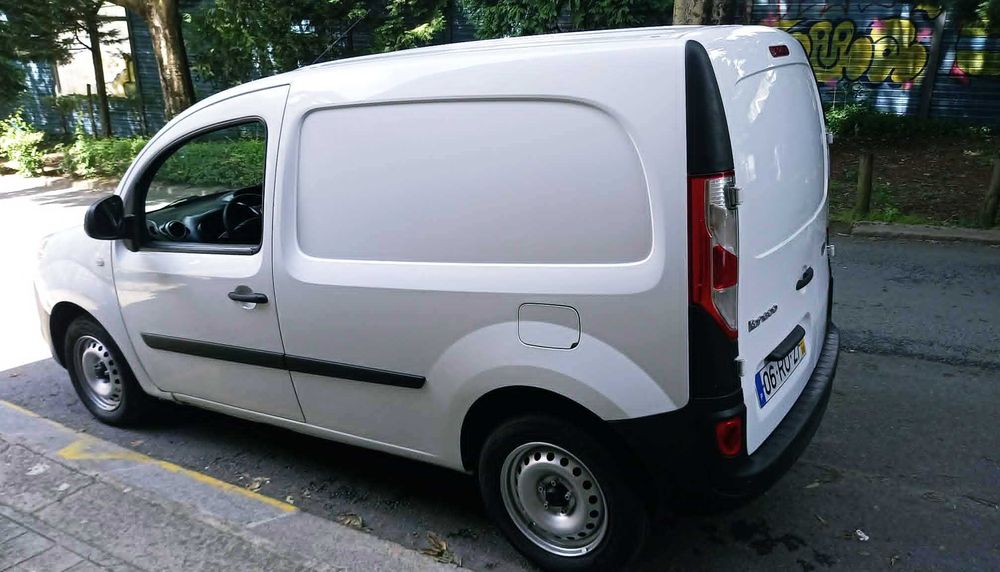 Renault Kangoo 1.5Dci 3 lugares  A/C Nacional iva já incluido no preço