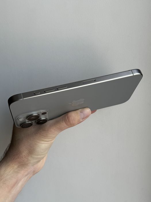 iPhone 15 Pro Max 256 Gb Natural Titanium Neverlock АКБ 90% Физ Сим