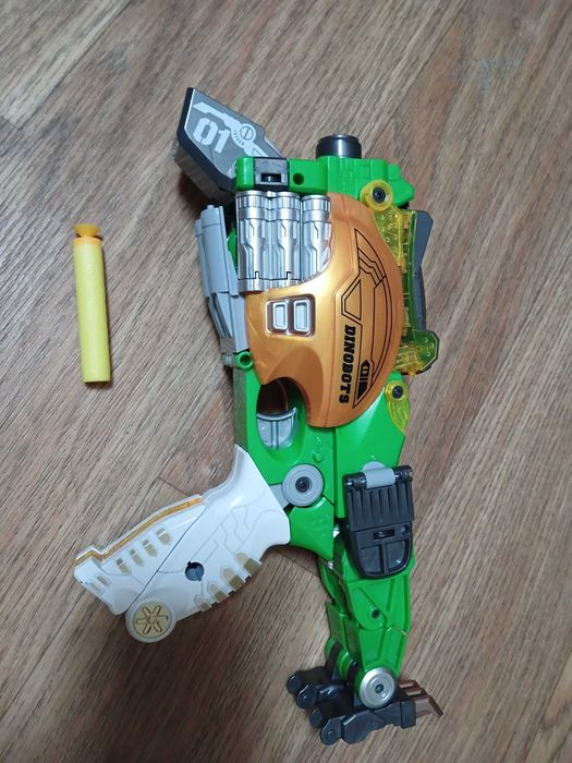 Динобот-трансформер Dinobots Стегозавр 2 в одном бластер