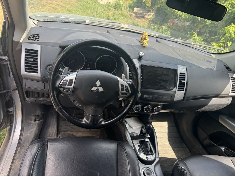 Аутлендер 2.2 диз автомат