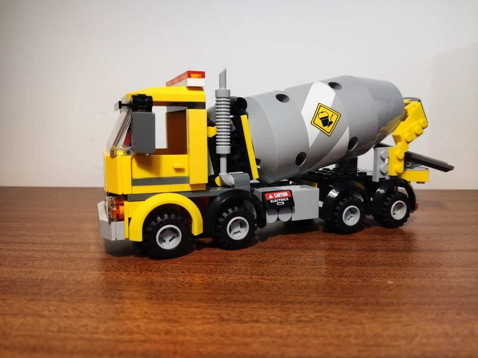 LEGO® City  Camião Betoneira - #60018