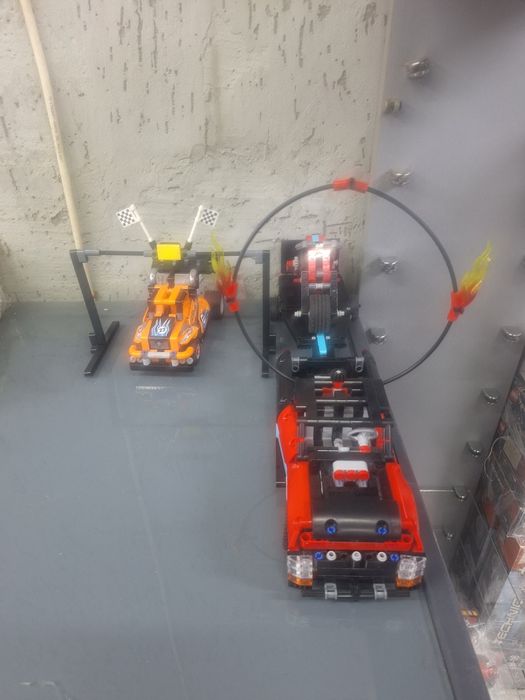 Лот Лот Lego technic 42106+ 42104