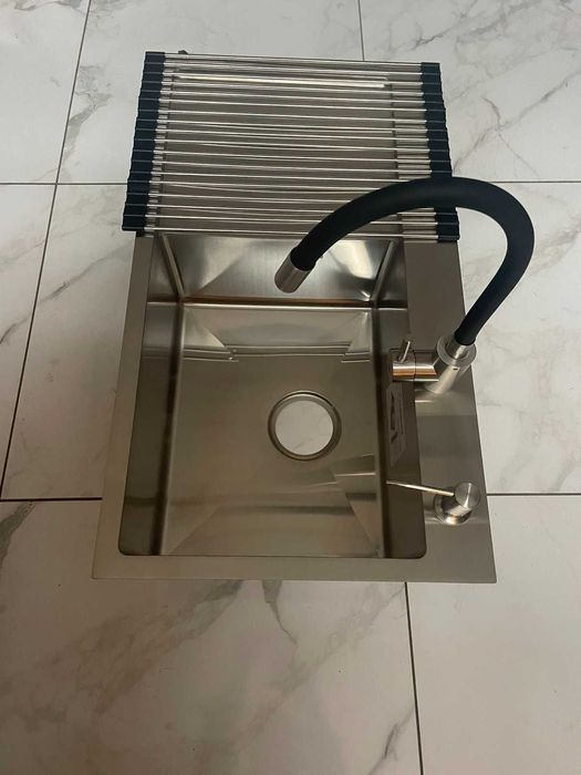 Мойка Luminex 7844 серая правая и смеситель Aria 04R-BFS гибкий, Lidz.