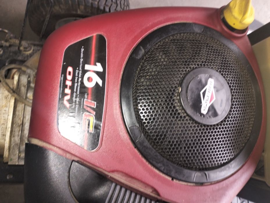 Trator corta relva 16cv