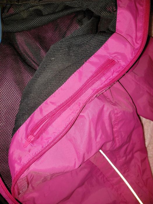 Рожева спортивна куртка фірми 46 Nord. Розмір 38. Стан ідеальний.