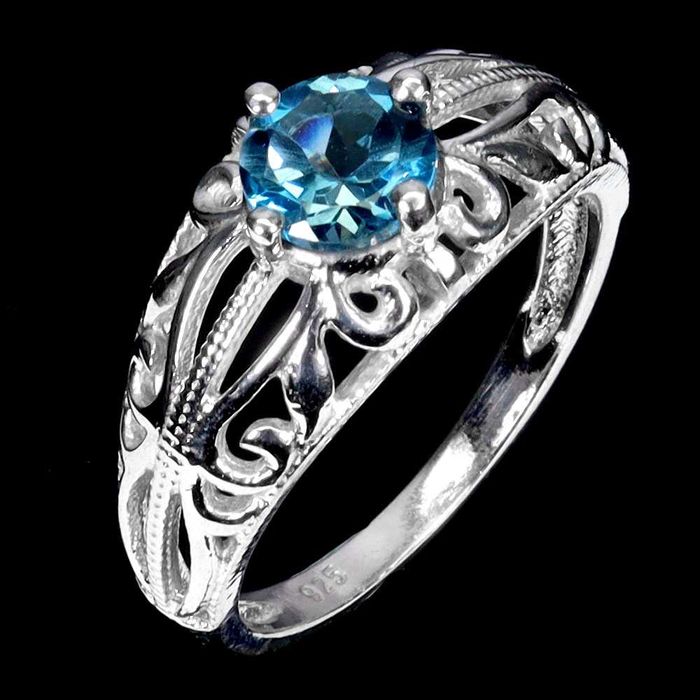 Кольцо из серебра 925 пробы с лондон блю топазом 6 мм, размер 18