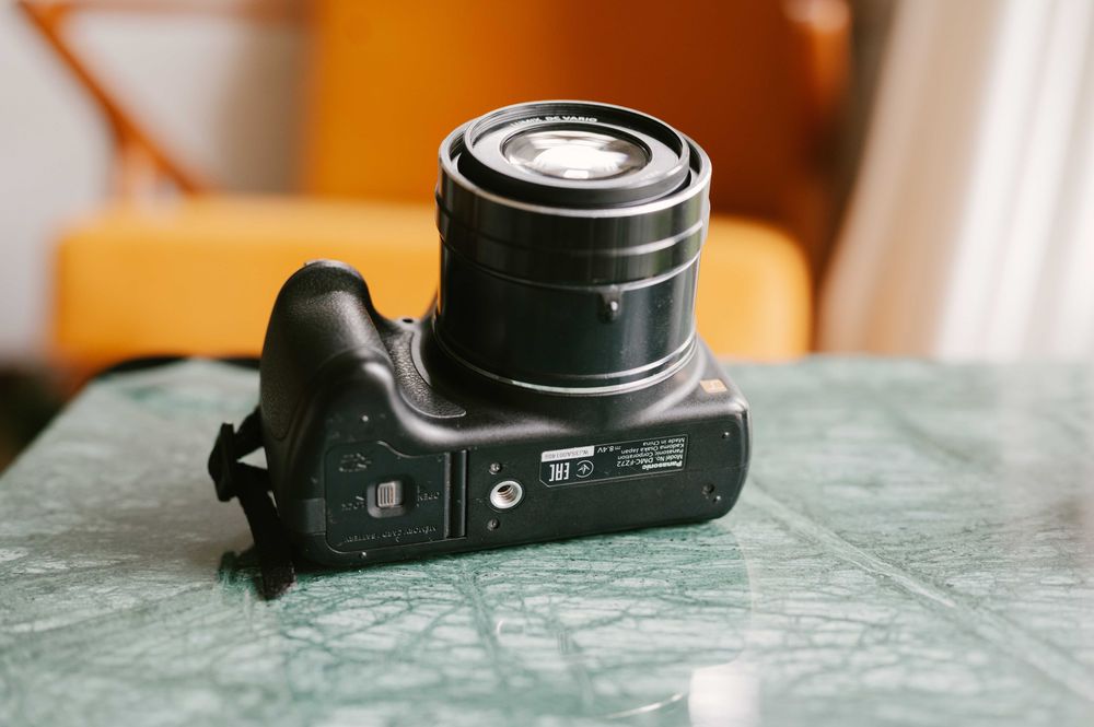 Panasonic Lumix DMC-FZ72 - Bridge Super Zoom