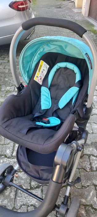 Carrinho de bebé (ovo e cadeira)