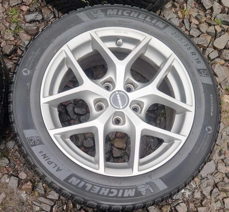 Felgi aluminiowe VW Seat Skoda Borbet Y 5x112 7Jx16 ET48 Kpl.