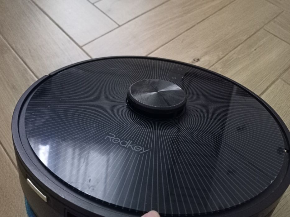 Robot sprzątający Redkey R10