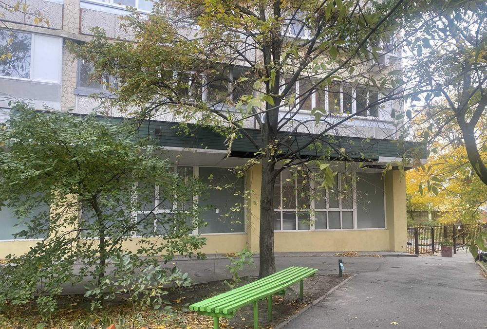 Львівська площа, Фасад, Перший поверх, Клініка, Стоматологія, Аналізи