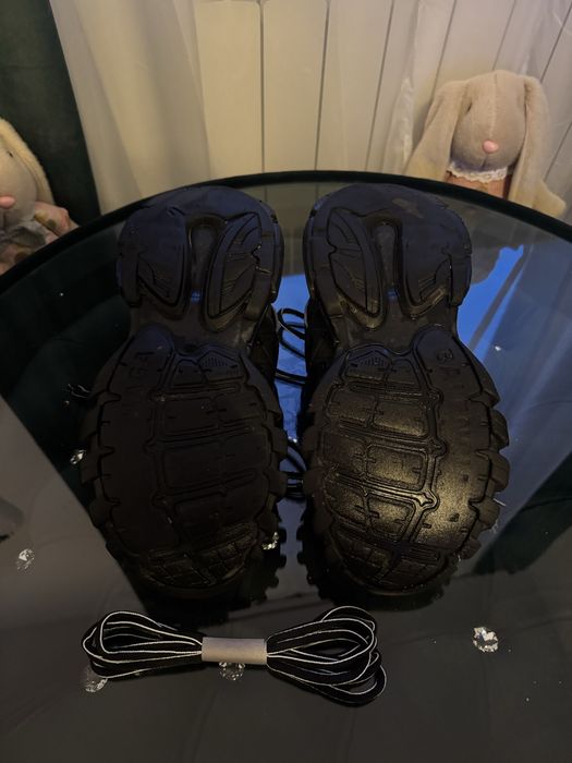 Balenciaga Track