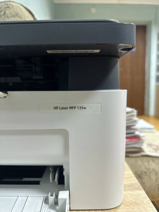 Принтер HP Laser 135w