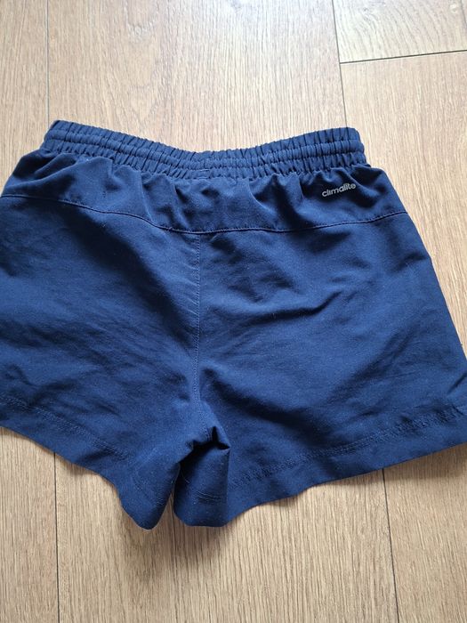 Adidas climalite, chłopięce spodenki, r. 116