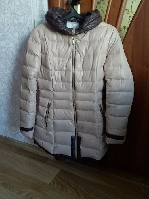 пальто-пуховик(дутое) в идеальном состоянии!
