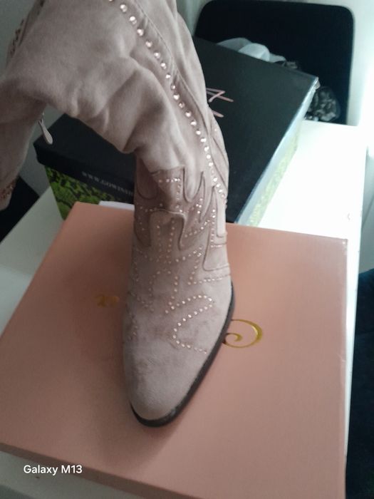 Buty damskie szpilki