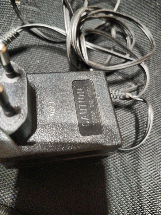 Zasilacz SY-0940-TUV 9v 40ma  100ma