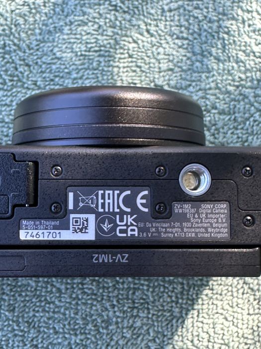Digital Camera Sony Zv-1M2