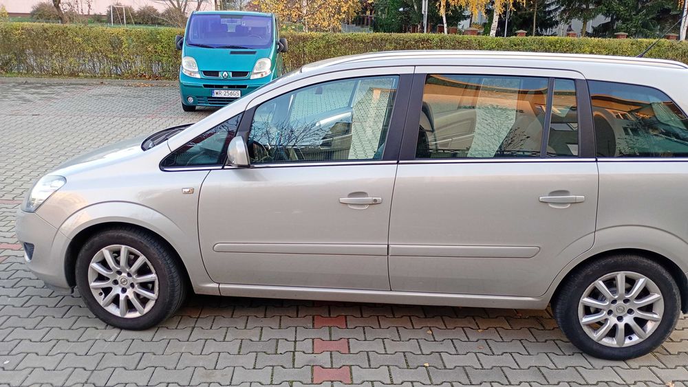 Opel Zafira 2009