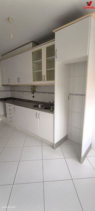 Apartamento, para arrendamento, Braga - Nogueira, Fraião e Lamaçães