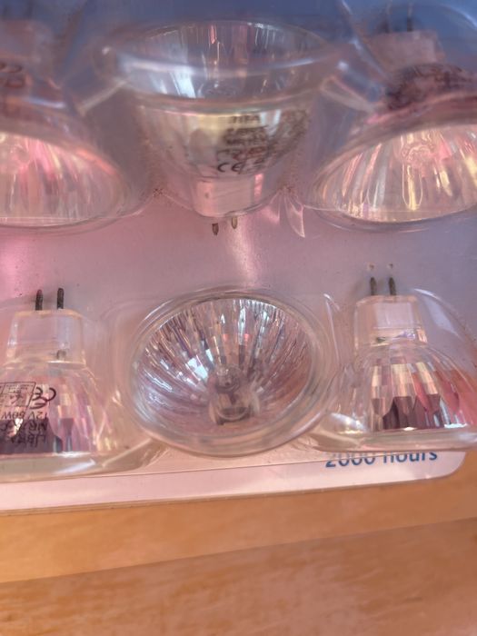 набір галогенних ламп B&Q MR16.