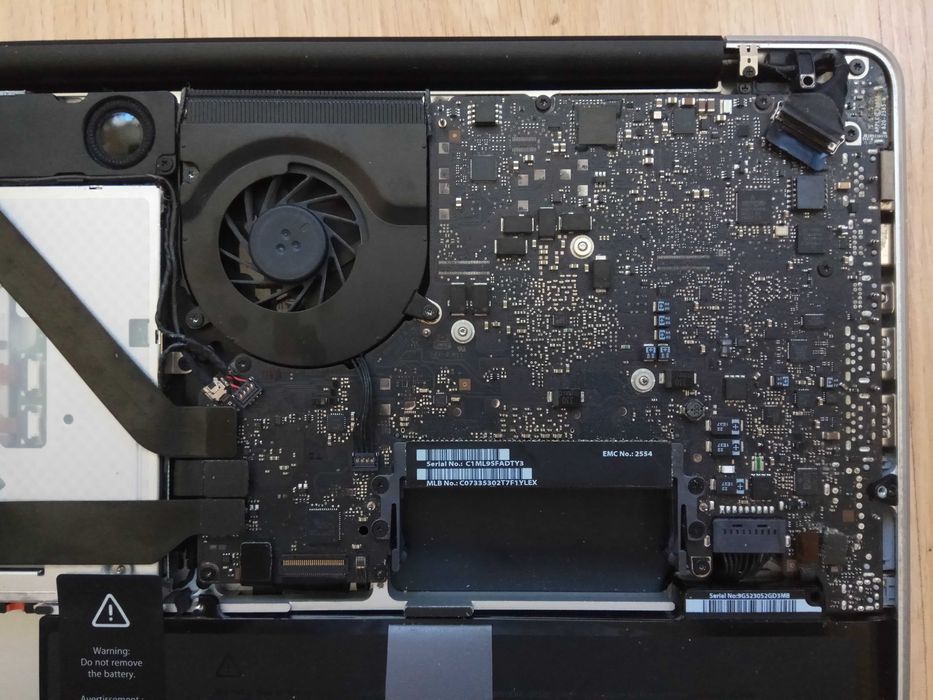 MacBook Pro 13 А1278 - Mid 2012/ 3 години батарея по запчастинам