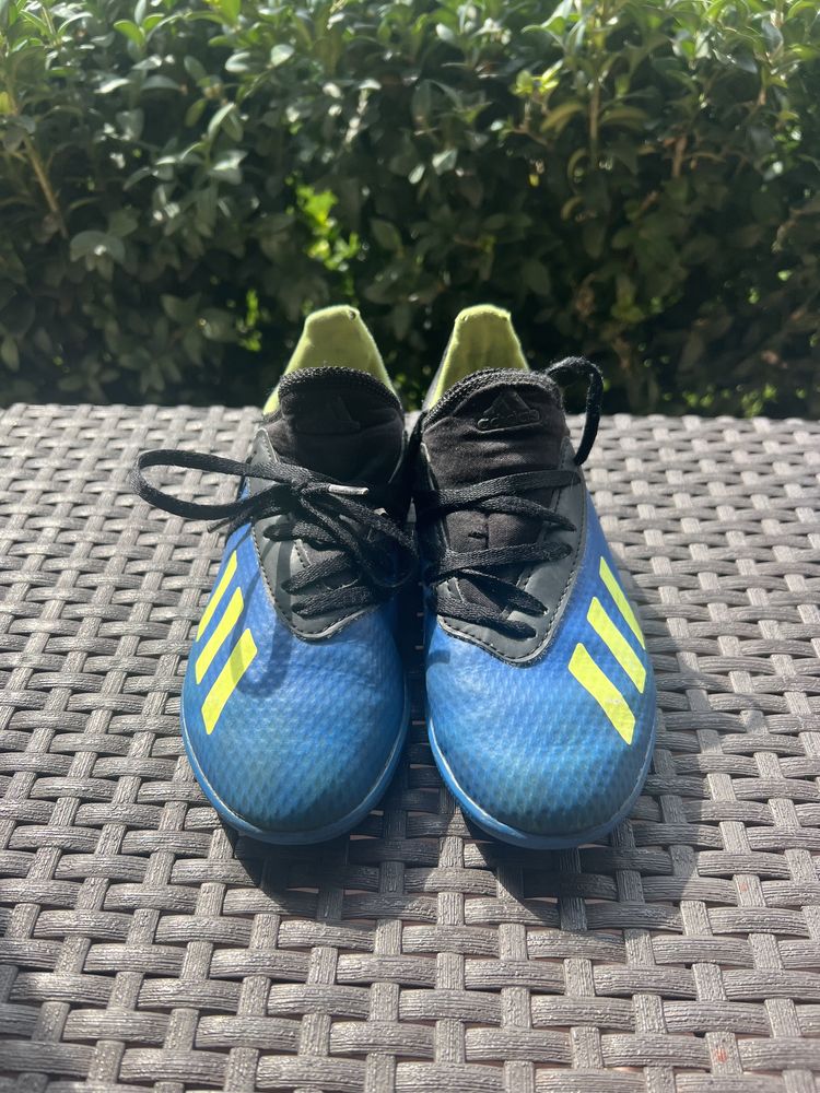 Adidas x best sale tango 18.3 blue