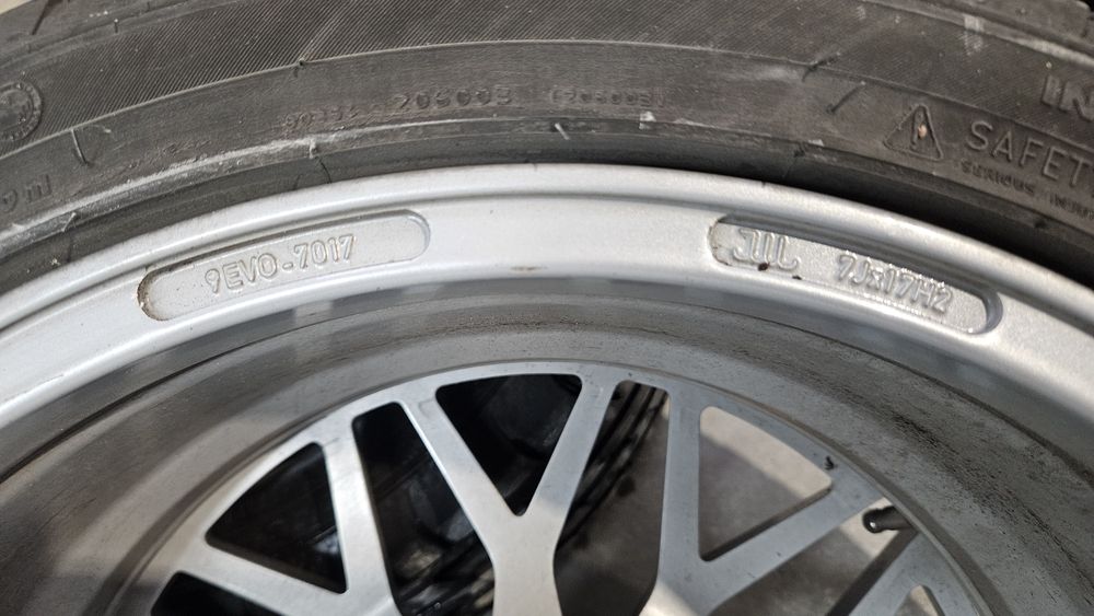 Felgi Fondmetal 9evo 17 cali