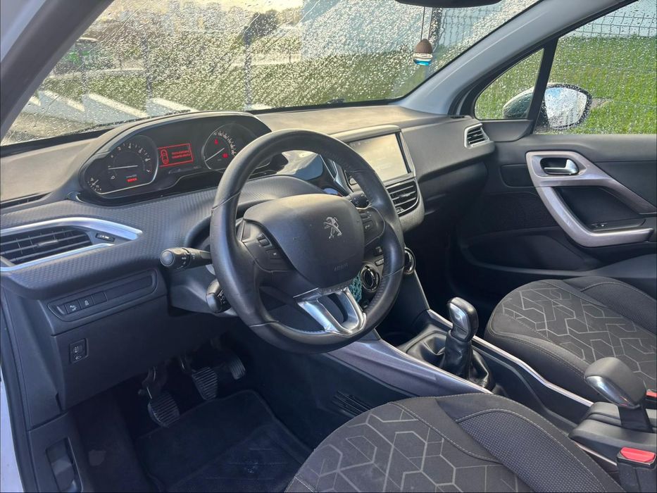 Peugeot 2008 1.2 Style Nacional
