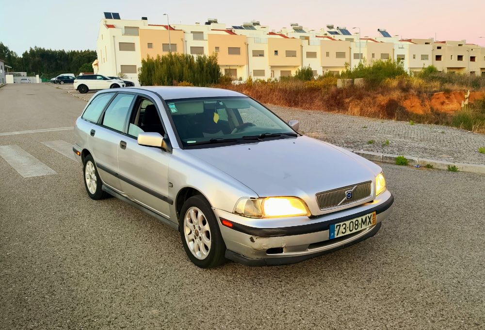 Volvo V40 1.6 GPL — photo 2