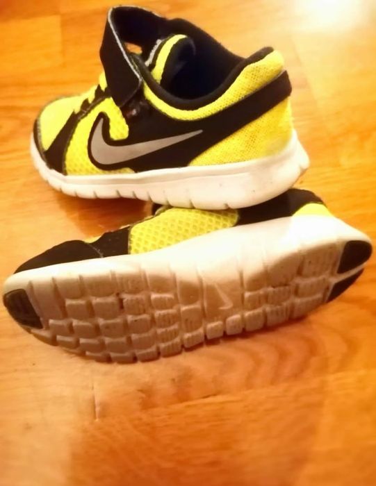 Ténis Nike de criança