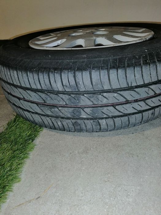 Jantes ferro 13 com pneus 4x100 + pneus + tampões + porcas